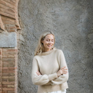 Memory Lane: Embellished Knits to Cherish – Obrázok 16