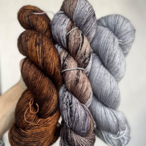 Merino Light Coffee Grounds Madelinetosh – Obrázok 6