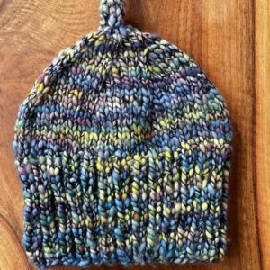 Detská čiapka z priadze Caracol 50-56 cm – Obrázok 3