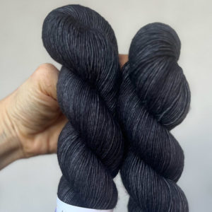 Merino Singles-Onyx