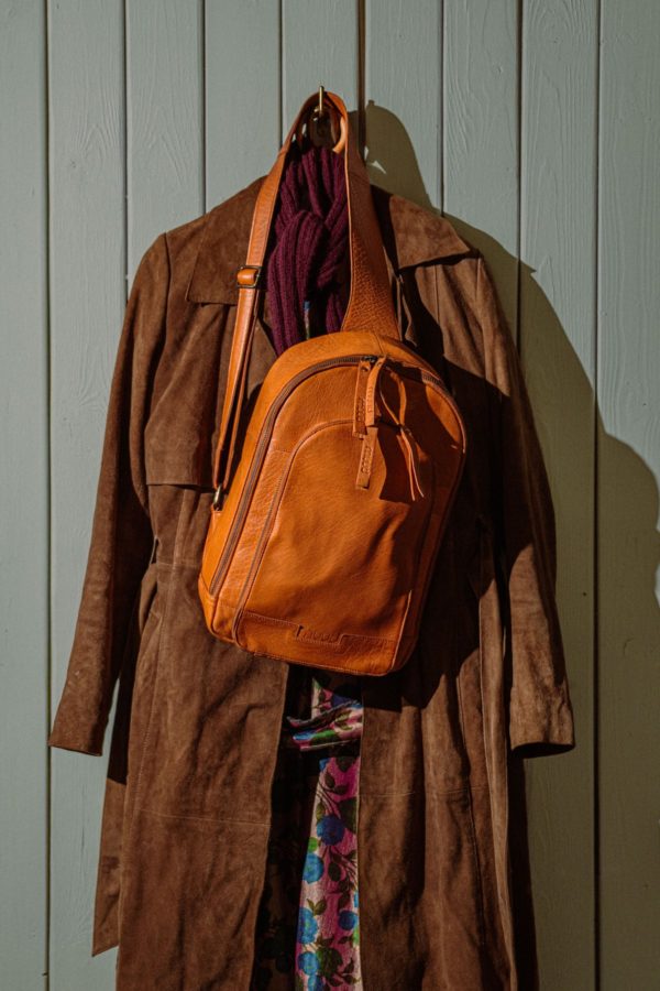 Muud_Gwen_Sling_Bag_Whisky